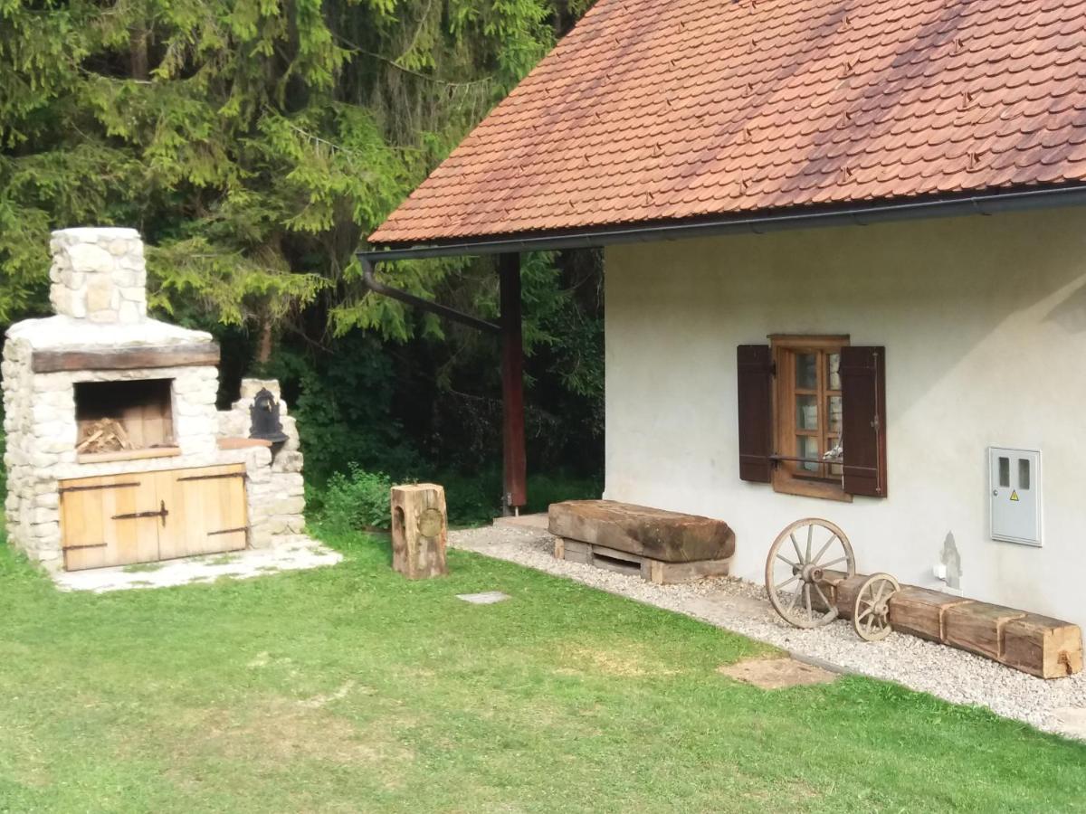 Holiday House Apartment Voukov Mlin Smarje pri Jelsah Exterior foto